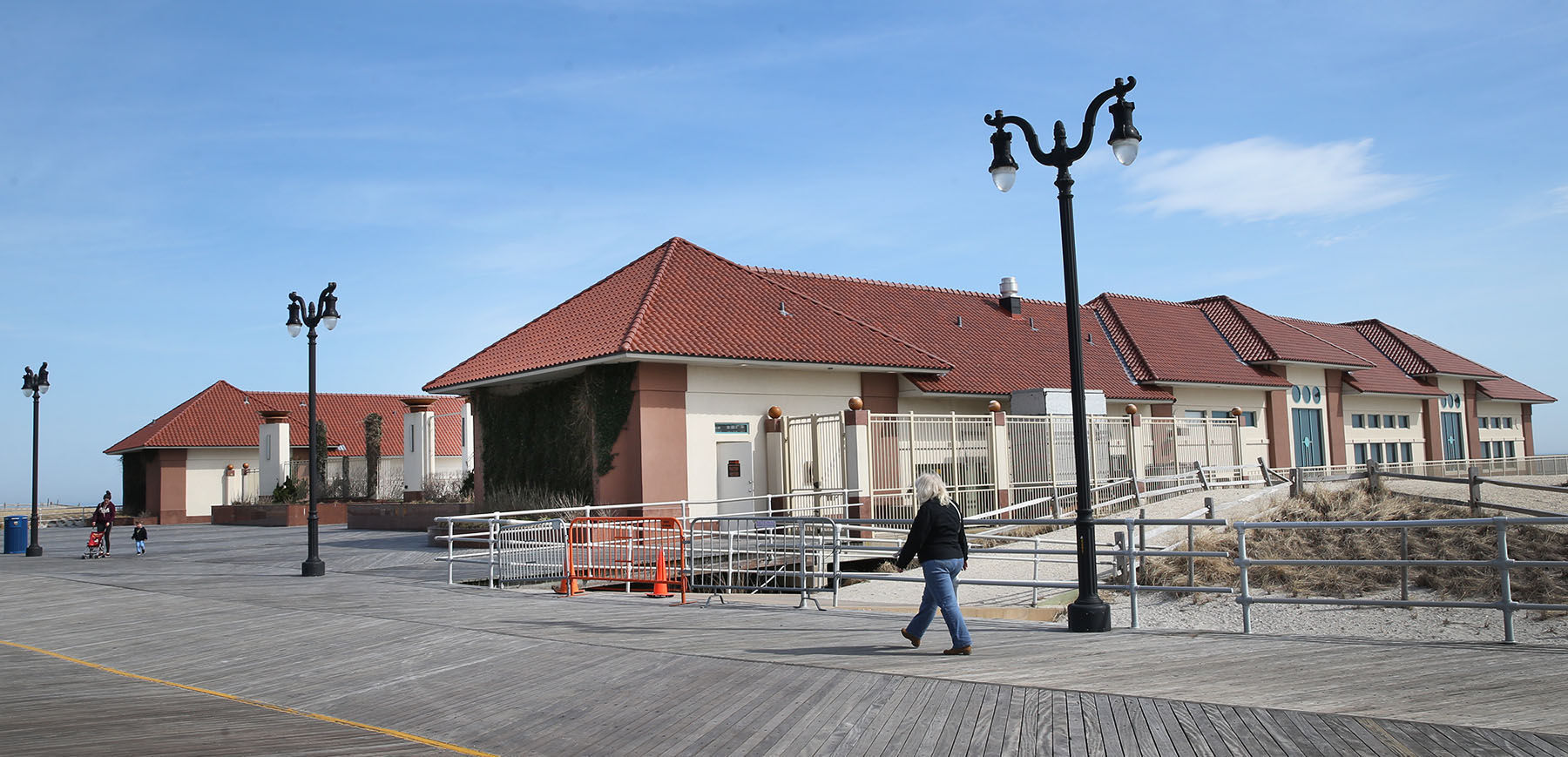 What is developer Bart Blatstein's impact on Atlantic City? | garden pier2.jpg